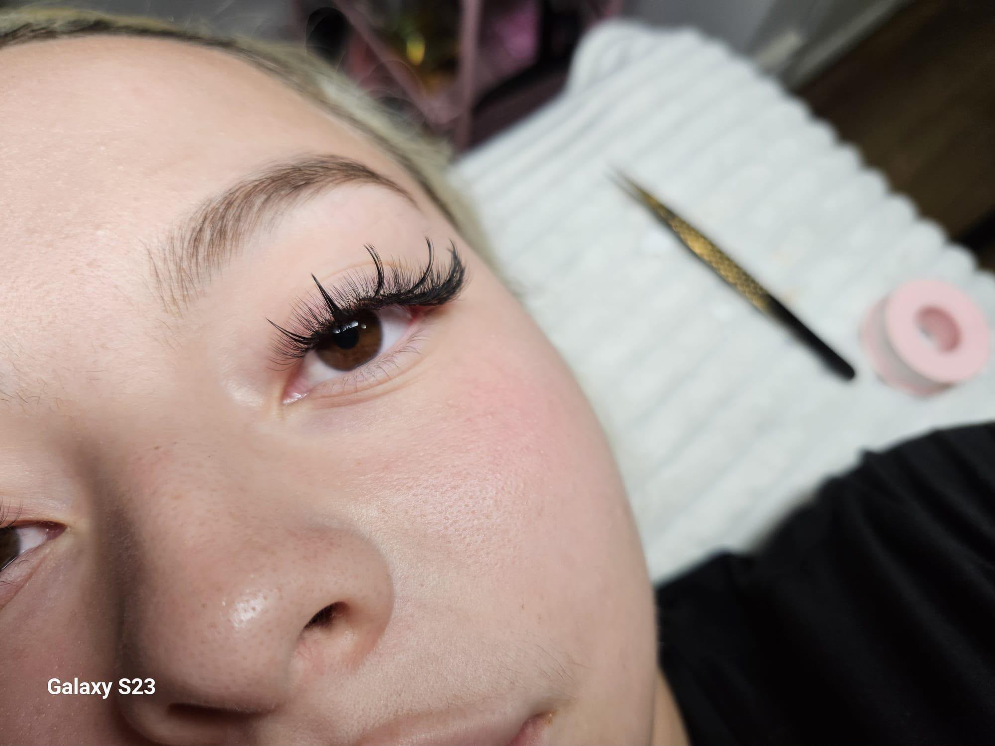 Elegant lash extension result