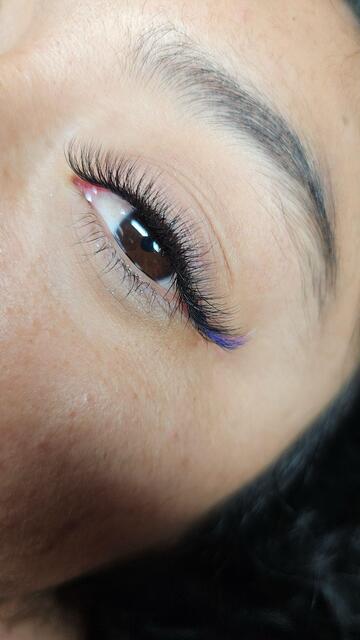 Hybrid eyelash extensions